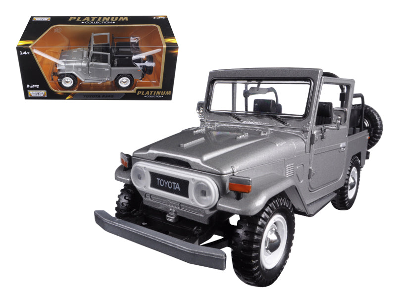 Toyota FJ40 FJ 40 Convertible Silver 1/24 Diecast Model Car by