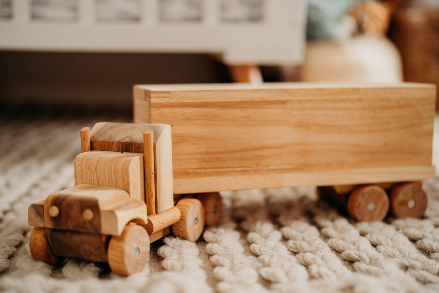QToys Australia (USA) Cargo Truck
