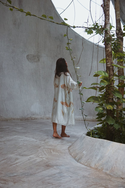 The Royal Silk Robe in Azulik Flowers