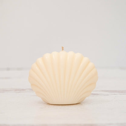 Seashell Candle
