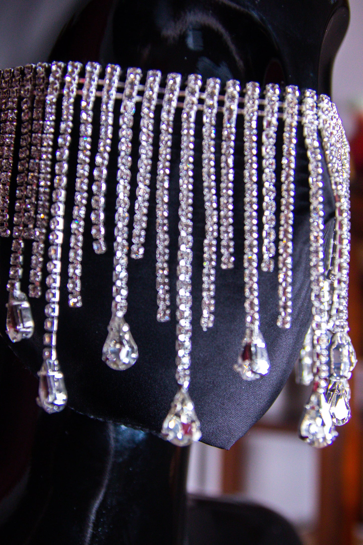Mask - Tuxedo Tear-Drop
