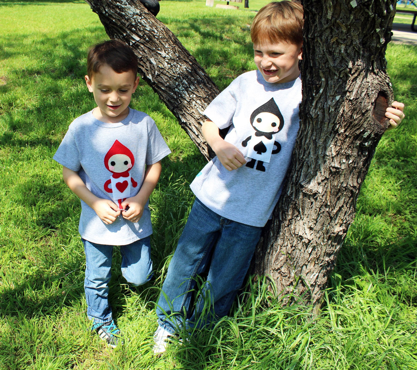 The Trumps - Heart - Alice's Adventure in Wonderland - Kids T-shirt